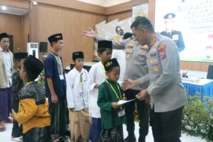 Polri Untuk Masyarakat: Polresta Sidoarjo Gelar Khitan Massal Gratis